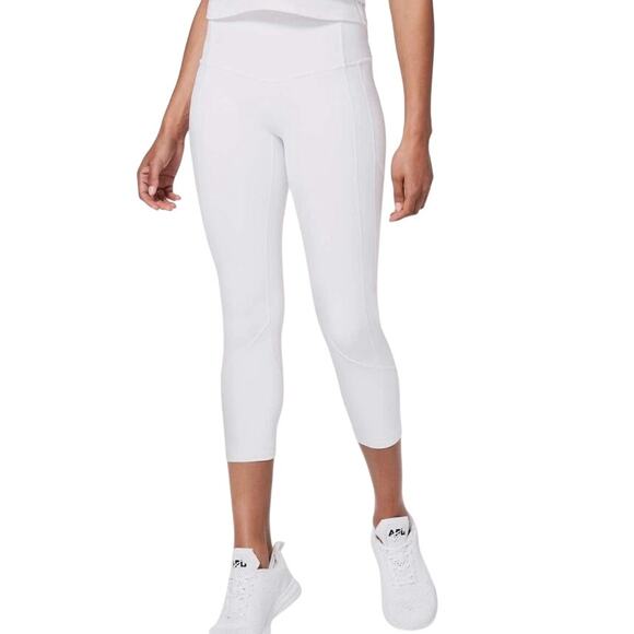 Lululemon All The Right Places High Rise Crop White, size 6 Great Condition - Picture 1 of 9